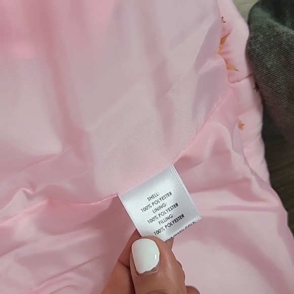 Liberty and Valor Size 10/12 Large Pink Puffer Jacket with Gold Stars NWT - Picture 5 of 5